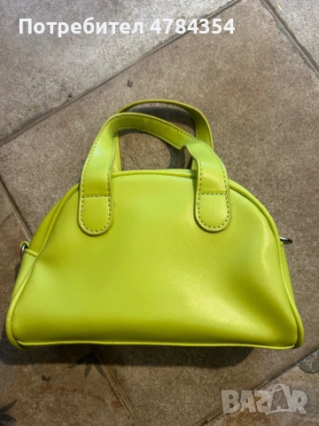 Чисто нова дамска чантичка