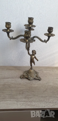 Голям бронзов свещник, снимка 5 - Антикварни и старинни предмети - 54237951