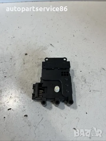 Мотор за актуатор на вътрешна отоплителна клапа за Mazda 3 2.2D (2015) GA705KD47 5423N OEM