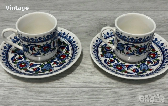 Двоен сет за кафе ръчно рисуван , снимка 2 - Сервизи - 53971921