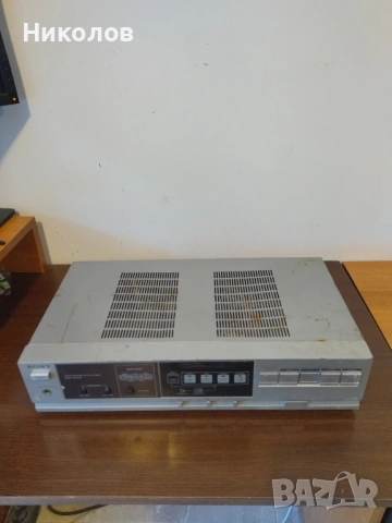 Продавам усилвател Sony TA-AX205