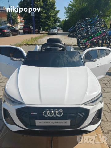 AUDI Акумулаторен джип Audi Sportback бял, снимка 5 - Детски велосипеди, триколки и коли - 54864986