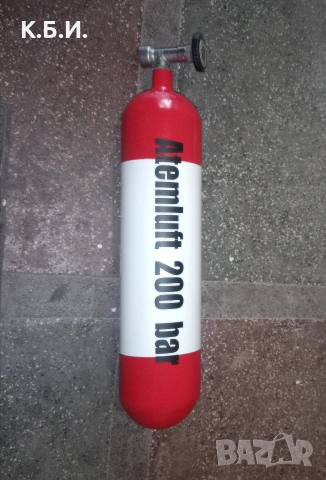 Продавам желязни бутилкаи 2 броя - 4L - 200 BAR - АТМОСФЕРИ работно налягане