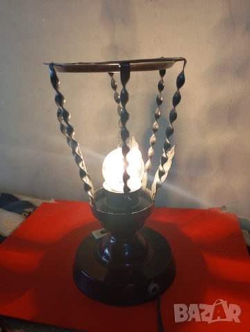 Винтидж настолна лампа, снимка 3 - Настолни лампи - 54088525