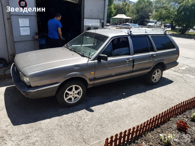 Пасат b2 1.6, снимка 12 - Автомобили и джипове - 54657097