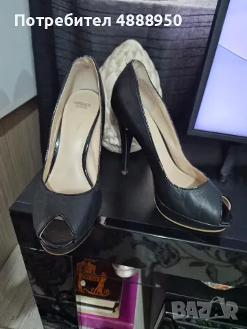 обувки Versace 37номер, снимка 2 - Маратонки - 55330101