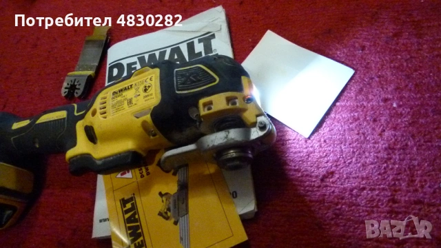 DeWalt DCS355 18V XR Brushless Акумулаторен мултифункционален инструмент, снимка 17 - Винтоверти - 54672731