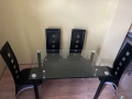 Продавам маса за хранене и четири стола., снимка 3