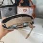 Prada , снимка 4