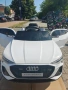 AUDI Акумулаторен джип Audi Sportback бял, снимка 5