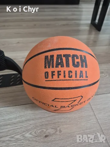 Баскетболна топка John Sports размер 7 + помпа с манометър, снимка 3 - Баскетбол - 55432314