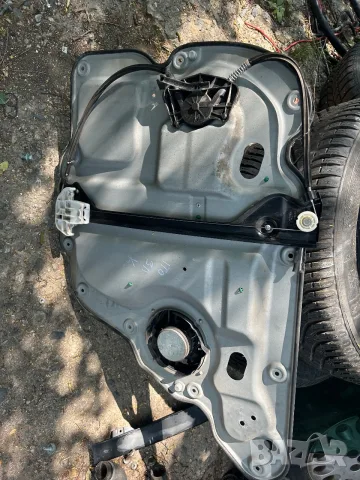 стъклоповдигач VW Touran заден ляв електрически