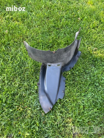 Подкалник преден Фолксваген Пасат VW Passat b6, снимка 2 - Части - 54337031