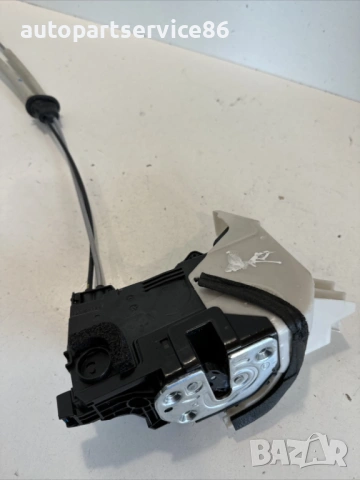 Механизъм за заключване на задна дясна врата за Hyundai Santa Fe 2.2 Crdi (2020) 81420S1030, снимка 3 - Части - 54409132