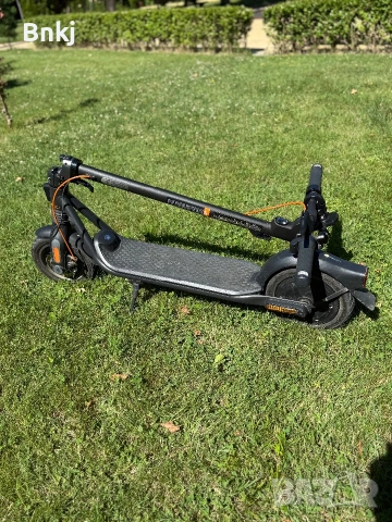 Тротинетка Ninebot f2 pro в отлично състояние, снимка 4 - Друга електроника - 54985949