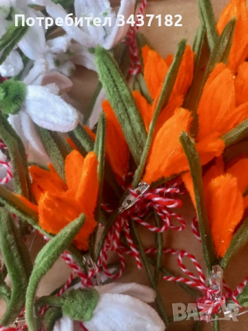 Брошка-мартеница или само брошка, снимка 2 - Изкуствени цветя - 53961366