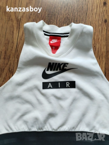 NIKE - дамски потник-бюстие КАТО НОВ М, снимка 3 - Потници - 54543936