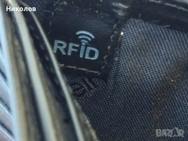 Продавам оригинално портмоне Calvin Klein, снимка 8 - Портфейли, портмонета - 54104525