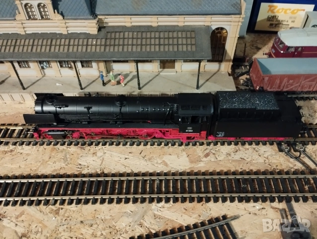 Парен локомотив Roco BR01 HO 1/87, снимка 7 - Колекции - 54396696