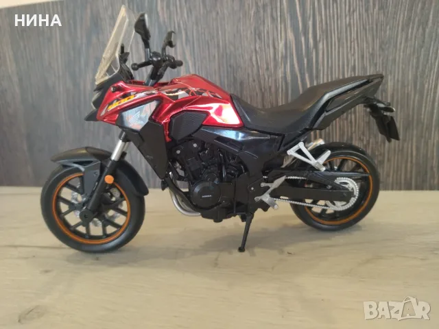Метален мотор Honda CB400X !!!