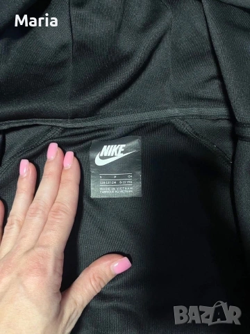 Оригинален детски суитшърт Nike – 8-10 години (128-137 см), снимка 2 - Детски анцузи и суичери - 55005009