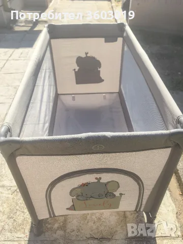 Продава се бебешка кошара