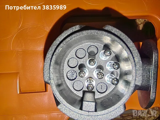 Продавам чисто нов оригинален адаптер за теглич, снимка 4 - Аксесоари и консумативи - 55592237