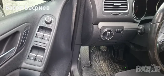 VW Голф 6 1.6 TDI, снимка 14 - Автомобили и джипове - 55366072