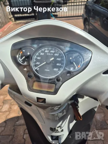 Honda sh300 sport , снимка 8 - Мотоциклети и мототехника - 55604516