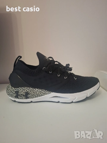 Продавам нови оригинални Under Armour UA HOVR Phantom 2
.