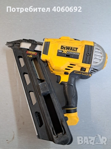 такер Dewalt пистолет са пирони 
