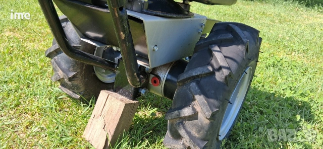 Бензинова палцова косачка - акме. НОМЕР 44. Briggs&Stratton. Четиритактов двигател. 3.5 кс..., снимка 2 - Градинска техника - 54769335