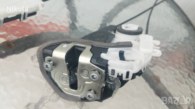 Toyota Yaris 3 Hybrid P13 части оригинални от  модел 2016г - 2019г - Тойота Ярис Хибрид П13 , снимка 4 - Части - 54669168