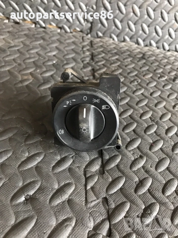 Превключвател за фарове за Mercedes Sprinter W906 2.2 CDI (2006–2011) A9065450504