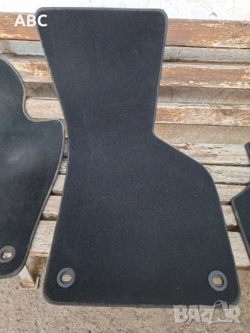 Оригинални текстилни стелки от Passat B6 , снимка 2 - Аксесоари и консумативи - 49780829