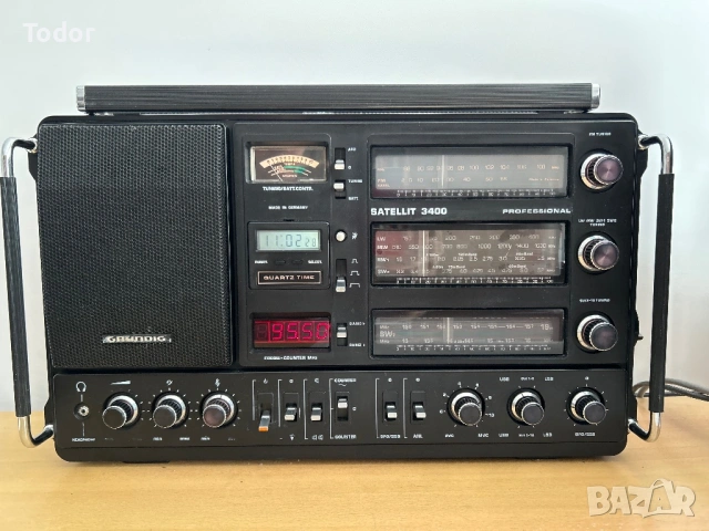 Grundig Satellit 3400 Professional, снимка 10 - Радиокасетофони, транзистори - 54234398