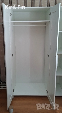 Продавам почти нови IKEA мебели – гардероб, скринове и масичка, готови за ползване, снимка 3 - Гардероби - 55057313