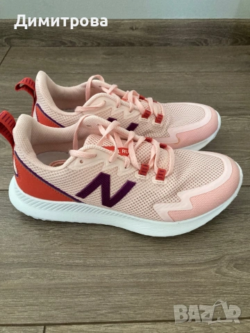 Дамски маратонки New Balance , снимка 2 - Маратонки - 55281494