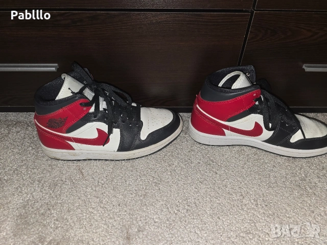 обувки Air Jordan 1 номер 37,5, снимка 2 - Спортно елегантни обувки - 54445635