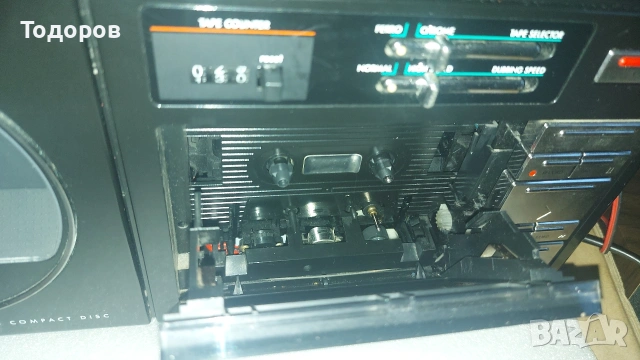 Philips D8958 Стерео двукасетъчен радиокасетофон със CD плейър

, снимка 8 - Радиокасетофони, транзистори - 54754673