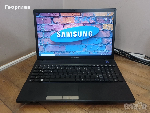 Лаптоп  Samsung NP305V5A  15,6