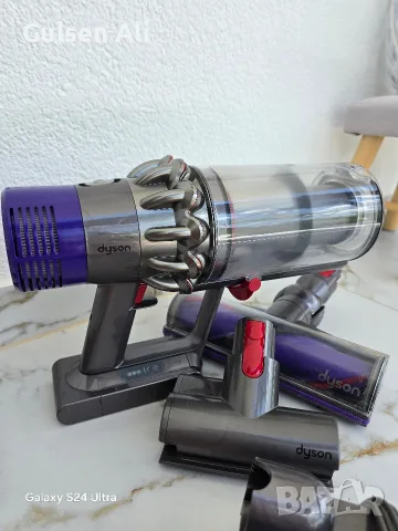 Dyson V10  веритикална прахосмукачка, снимка 2 - Прахосмукачки - 55298390