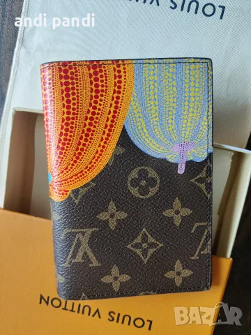 дамски портмонета/калъфи за паспорт Louis Vuitton , снимка 6 - Портфейли, портмонета - 55498593
