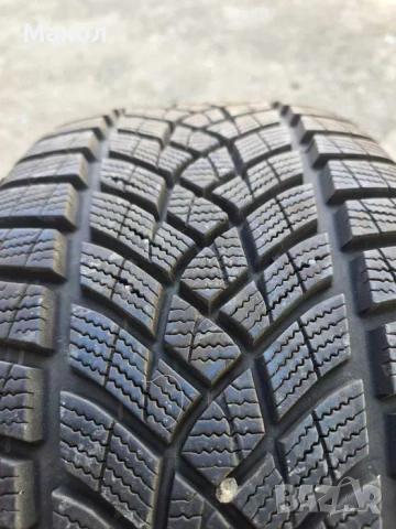 Зимни гуми GOODYEAR Ultra Grip Performance - 245/45 R17 - 3 броя, снимка 7 - Гуми и джанти - 54649812