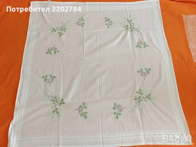 Битови, бродирани карета за маса, снимка 10 - Покривки за маси - 55639477