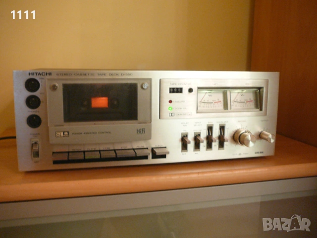 HITACHI D-550, снимка 2 - Ресийвъри, усилватели, смесителни пултове - 54938212