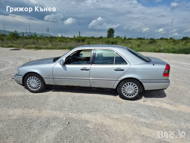 Мерцедес ц180 , снимка 2 - Автомобили и джипове - 54574554