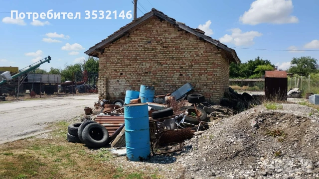 Продавам дворно място декар и половина,с две постройки общо 120квадрата.В поголямата постройка са ин, снимка 10 - Други - 55092937