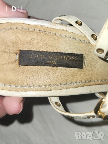LOUIS VUITTON оригинални сандали 37,5, снимка 5 - Сандали - 55063426
