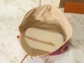 LV / Neverwoof Pet / Pink Denim Розова Дамска Чанта Естествена Телешка Кожа Код ch51, снимка 2